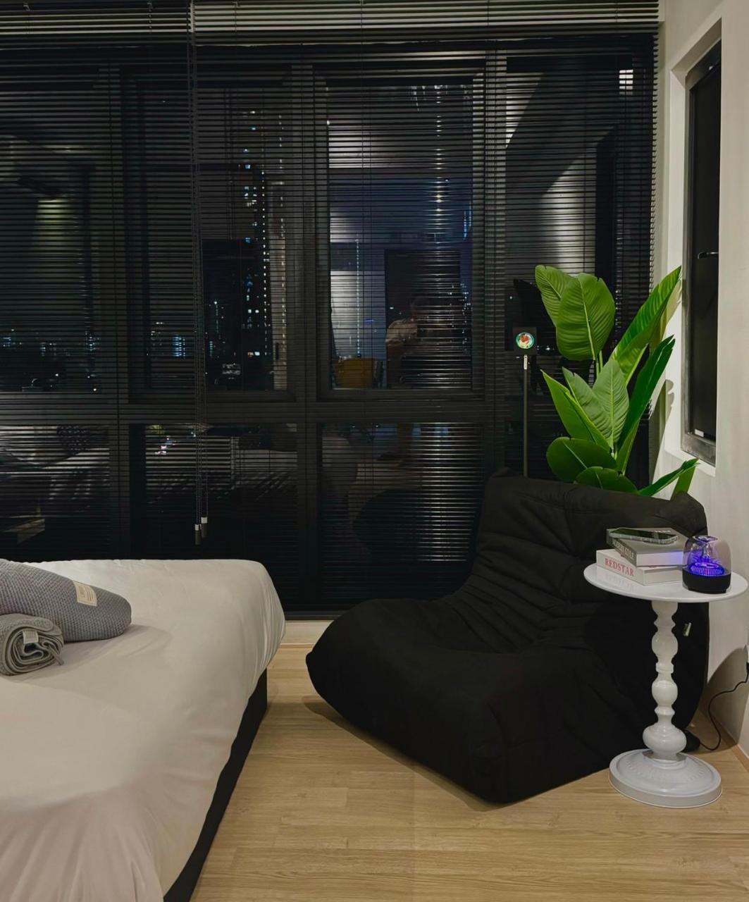 Cozy Suite - Revo Aurora l Pavilion Bukit Jalil l Axiata Arena Stadium 5A