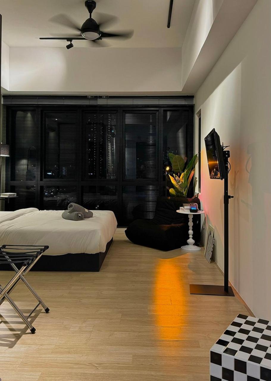 Cozy Suite - Revo Aurora l Pavilion Bukit Jalil l Axiata Arena Stadium 5A