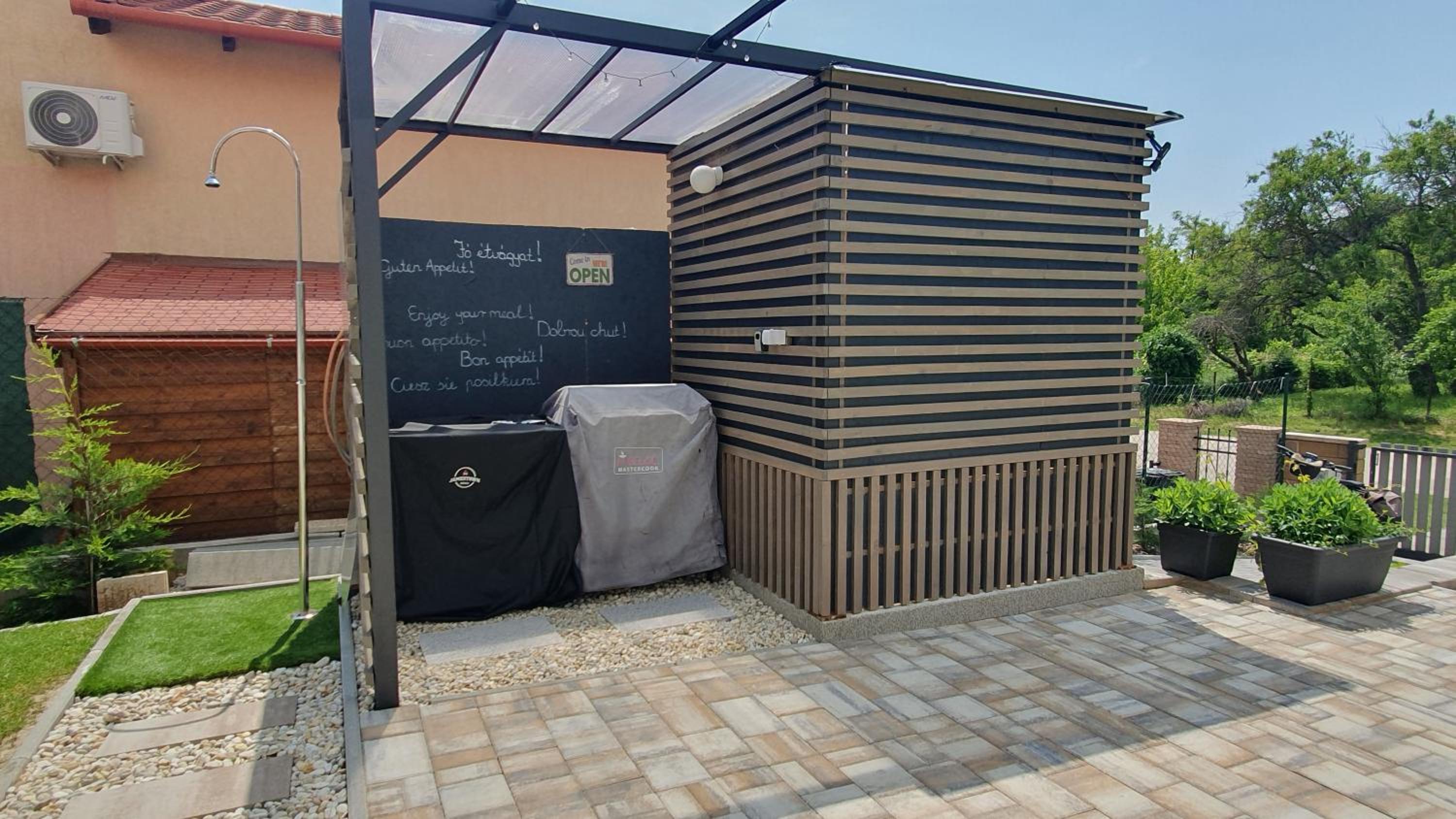 Relax Balaton Apartmanok view 4