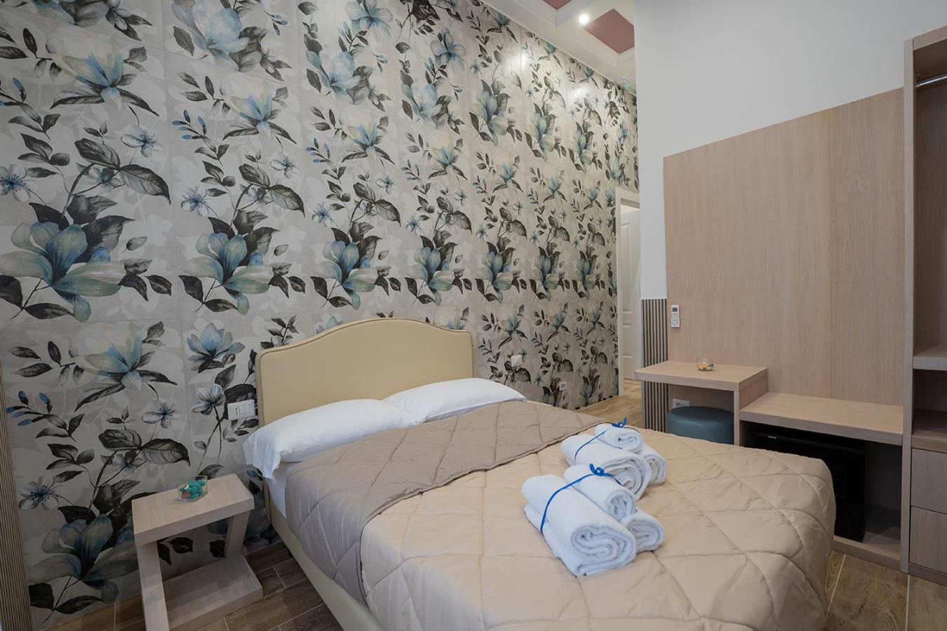Medina H. Napoli Centro, by ClaPa Group