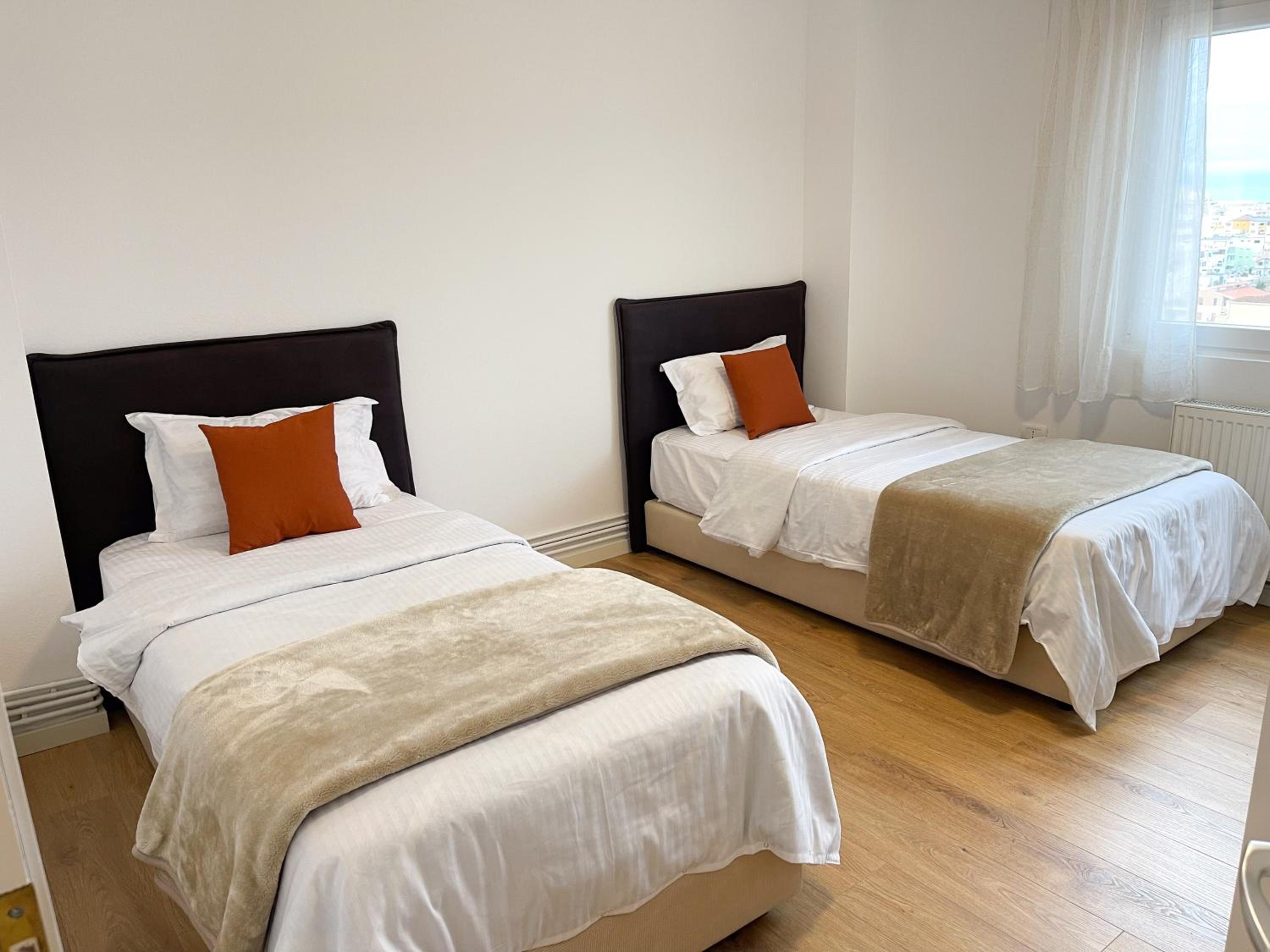 AquaZen Apartments