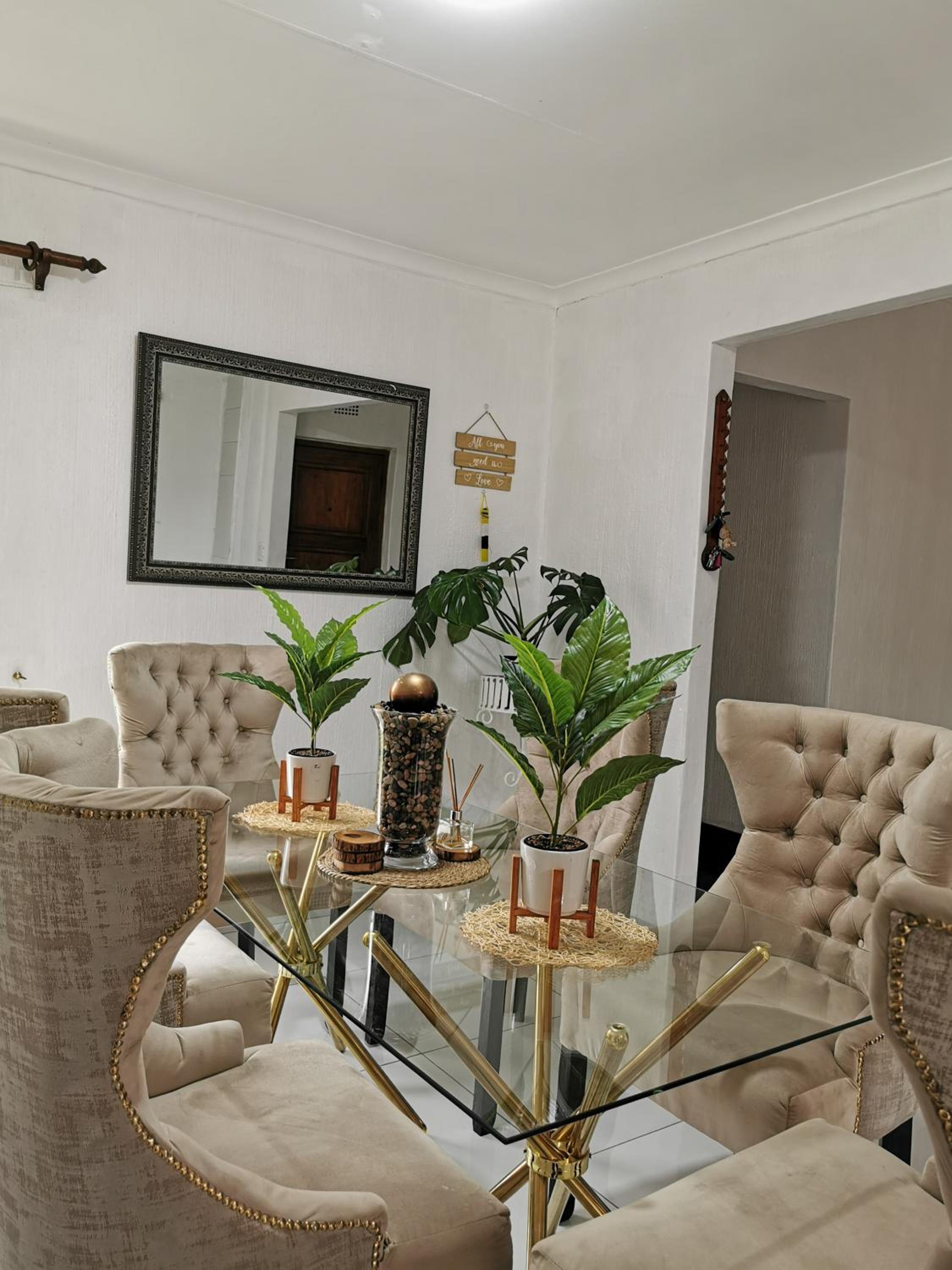 Stunning 2 Bedrooms and 2 Bathroom No loadshedding