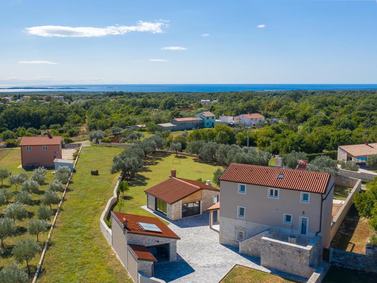 Hotel Villa Kata - Image 1