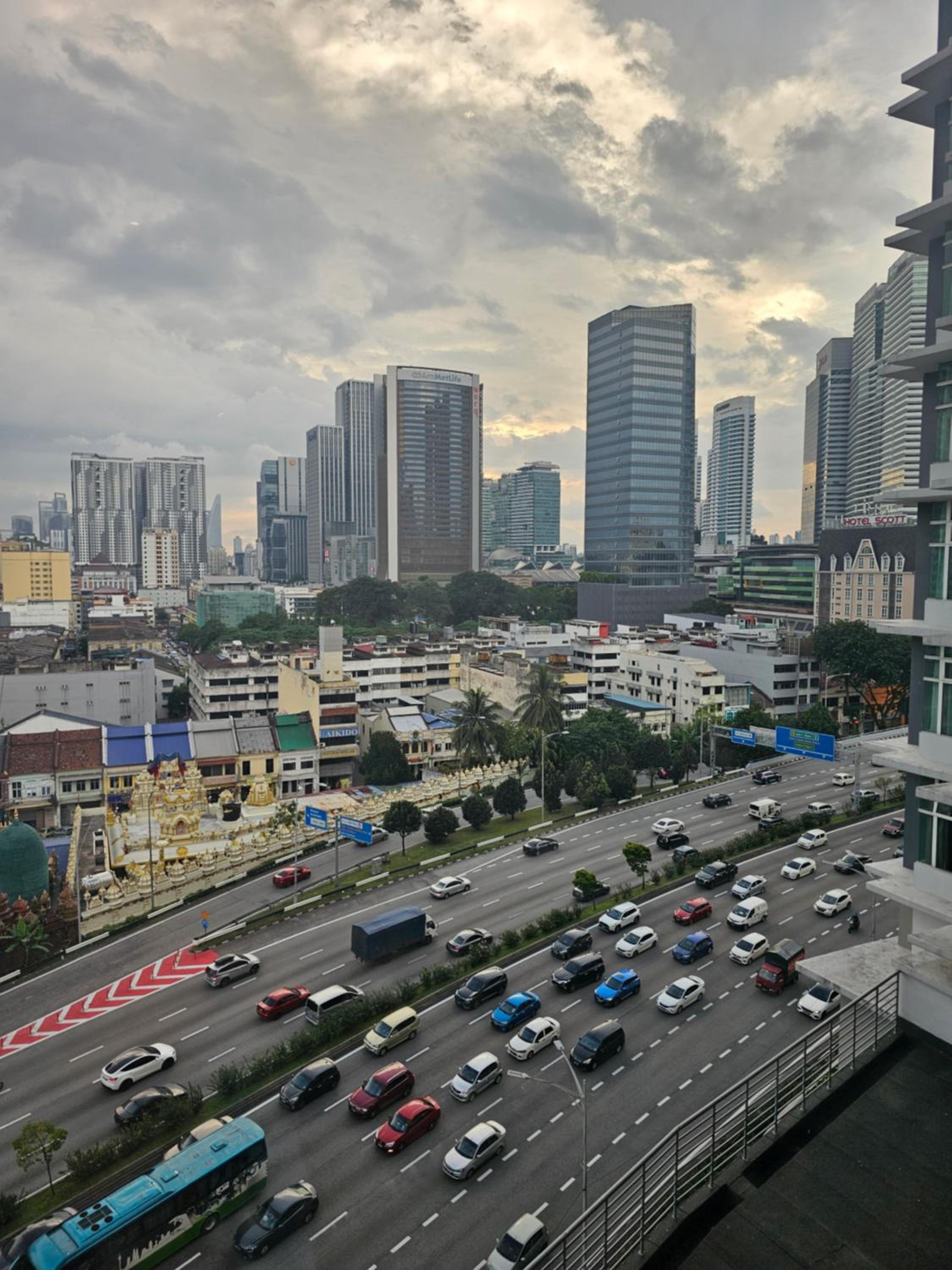 Premier 2BR Suites, Dua Sentral