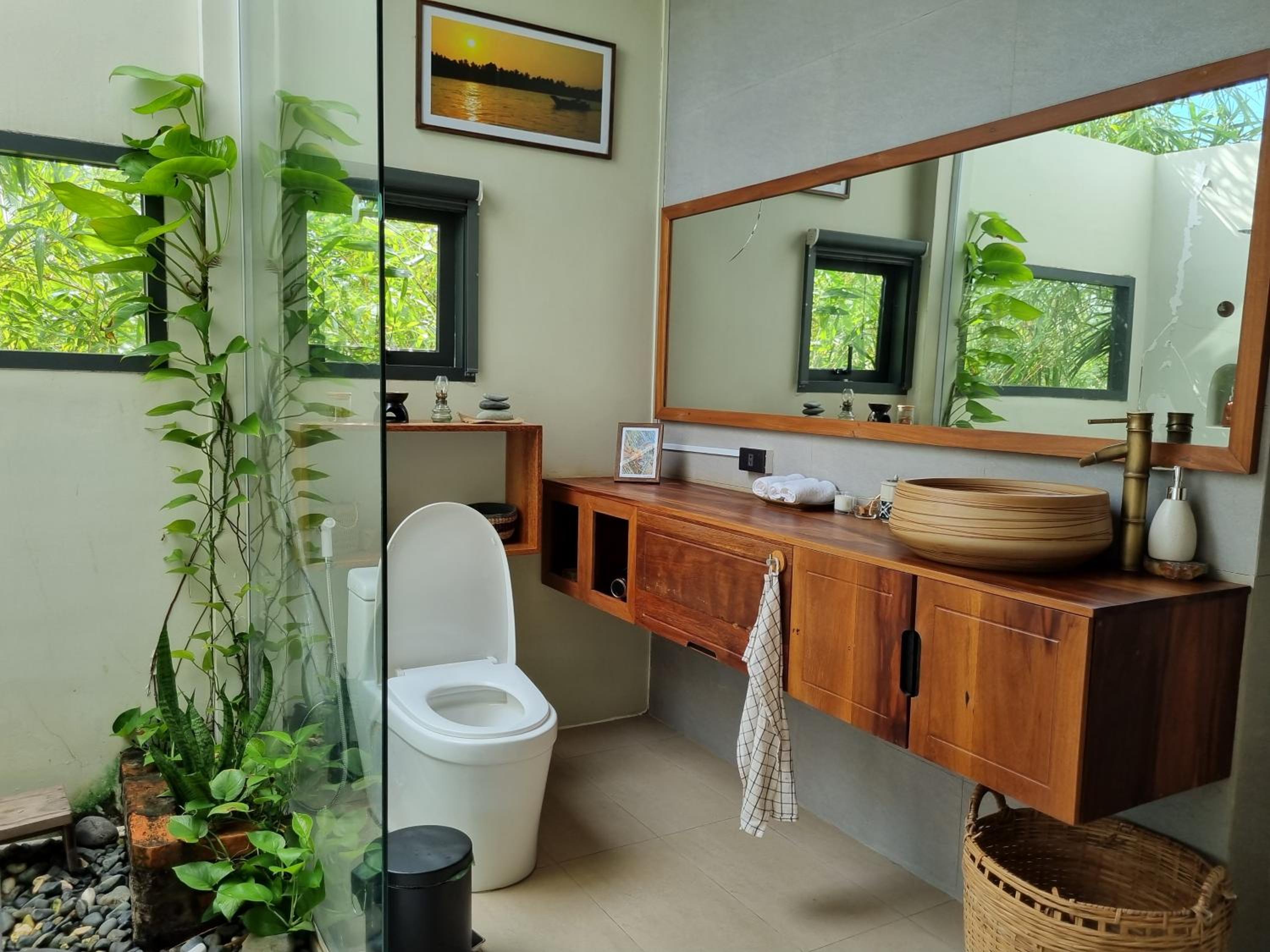 The Zen - InnerZen Mekong Riverside homestay Ben Tre 1 bed for 1-2 persons, 2 beds for 3-4 persons