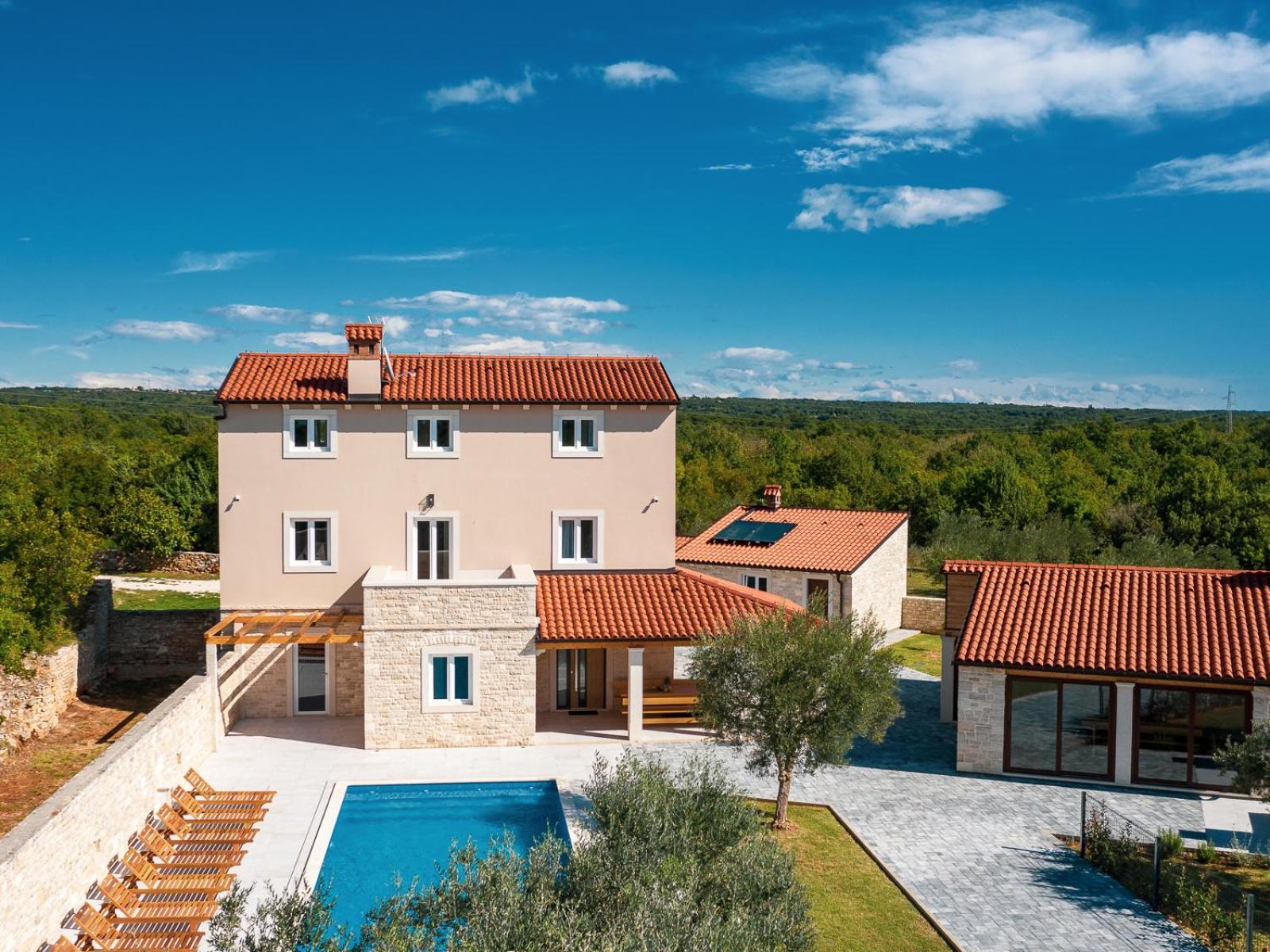 Villa Kata