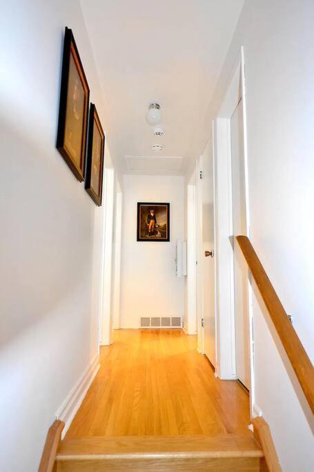 Cellar House NOTL - Entire Home in the Heart of Niagara-on-the-Lake