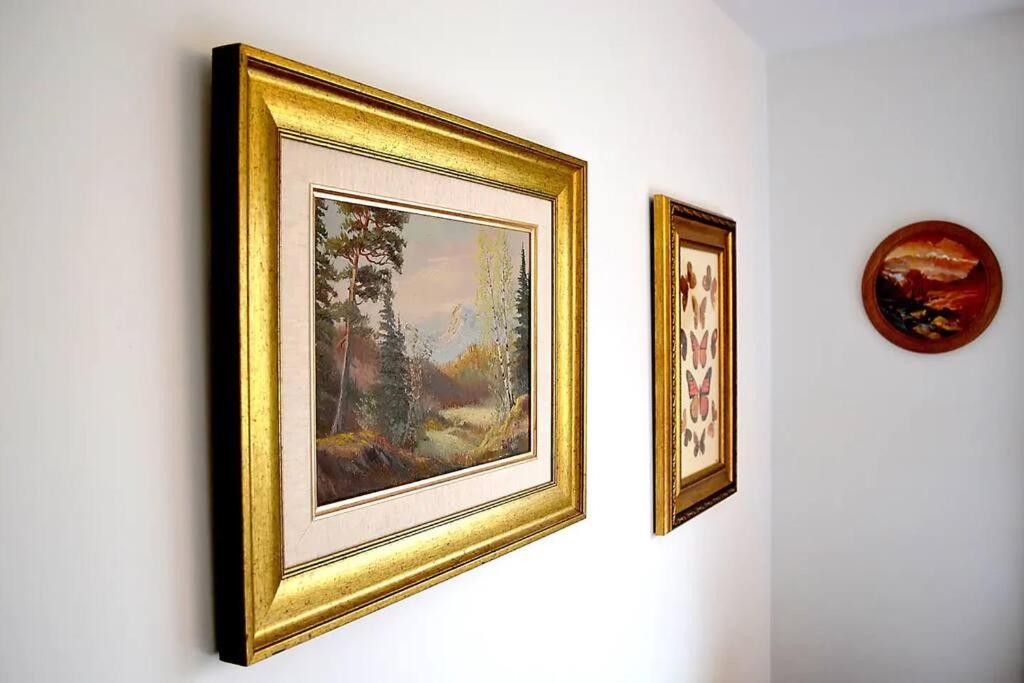 Cellar House NOTL - Entire Home in the Heart of Niagara-on-the-Lake