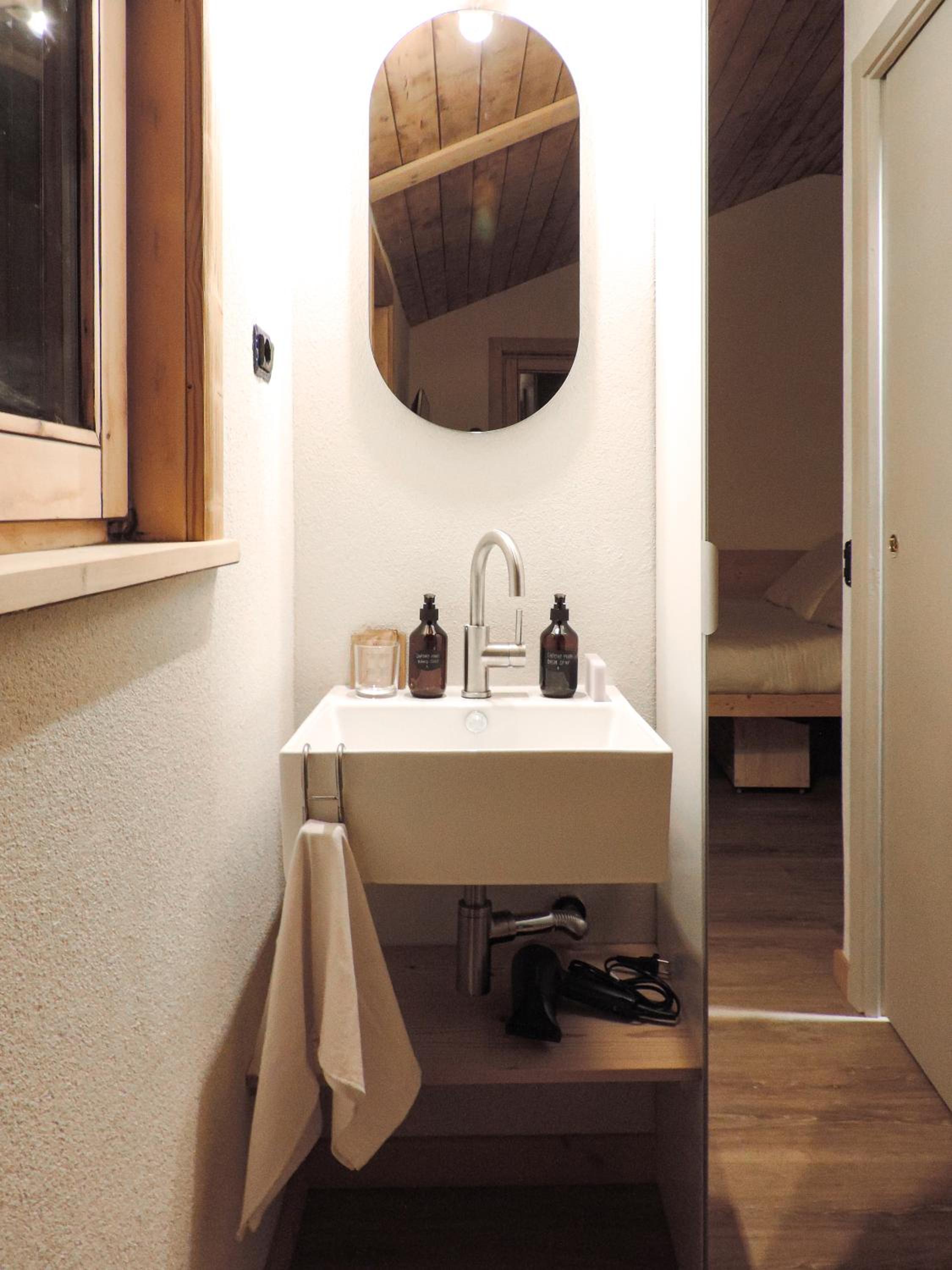 Stilla Mini Room en Livigno — bathroom