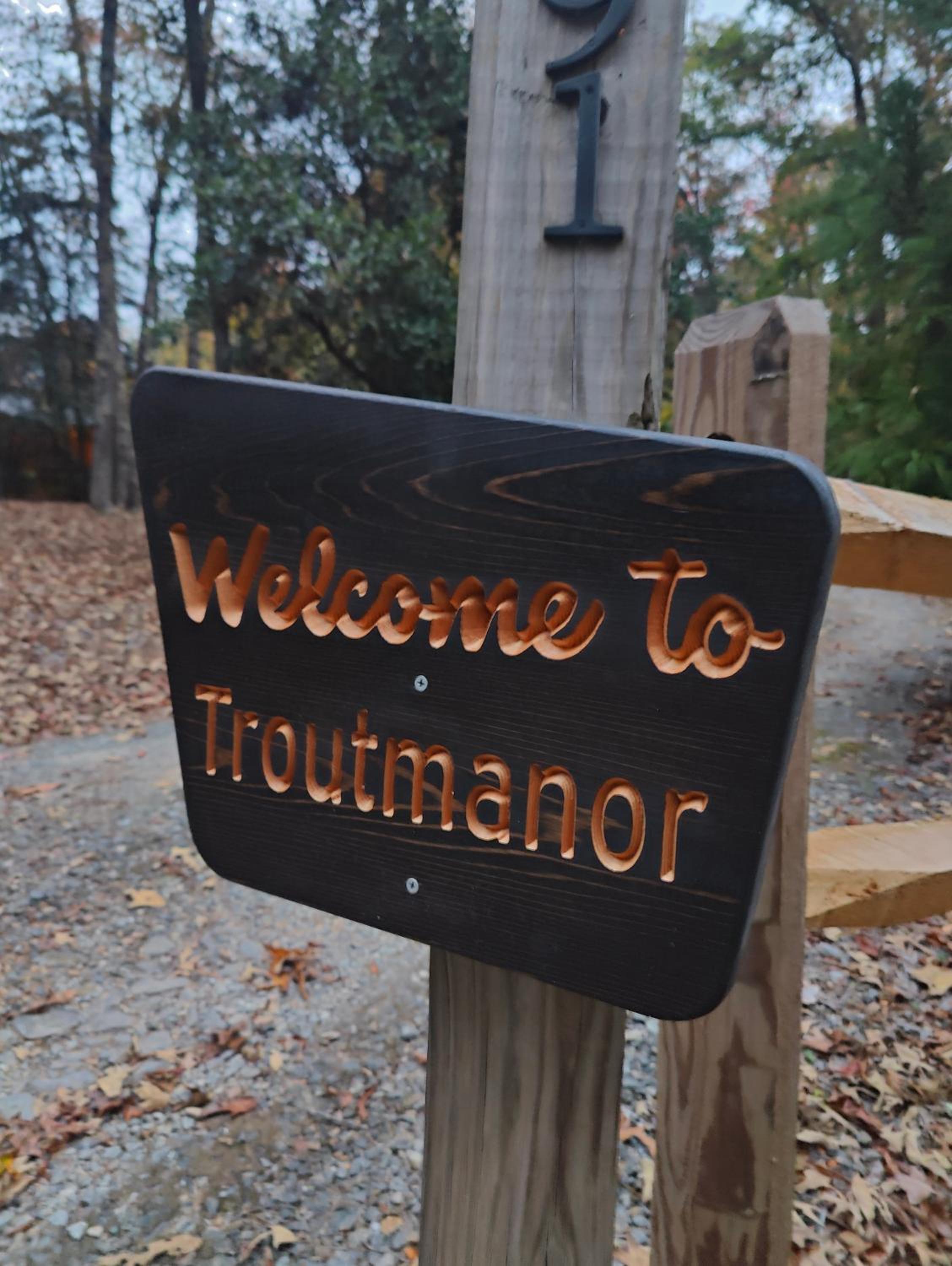 Troutmanor South