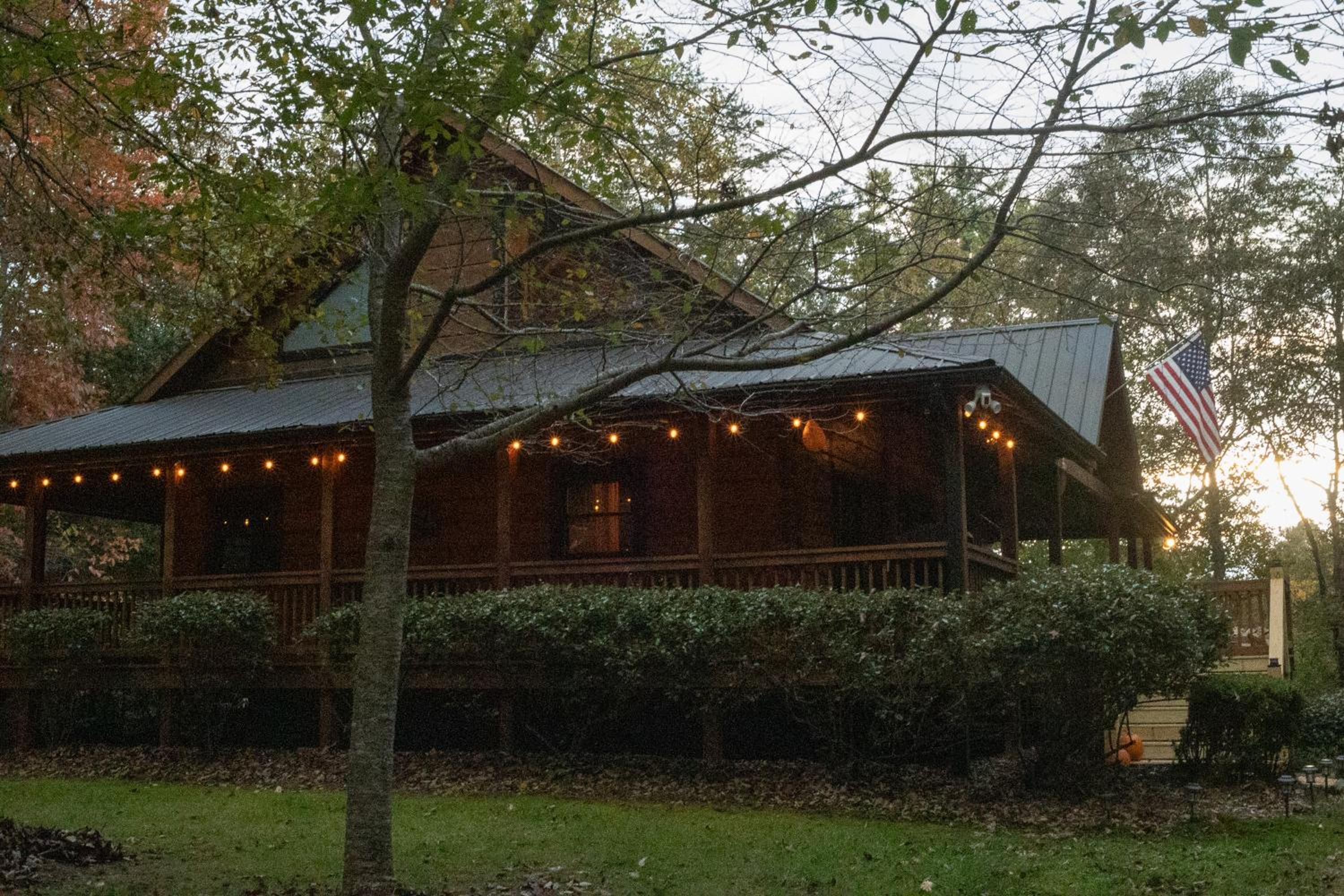 Troutmanor South