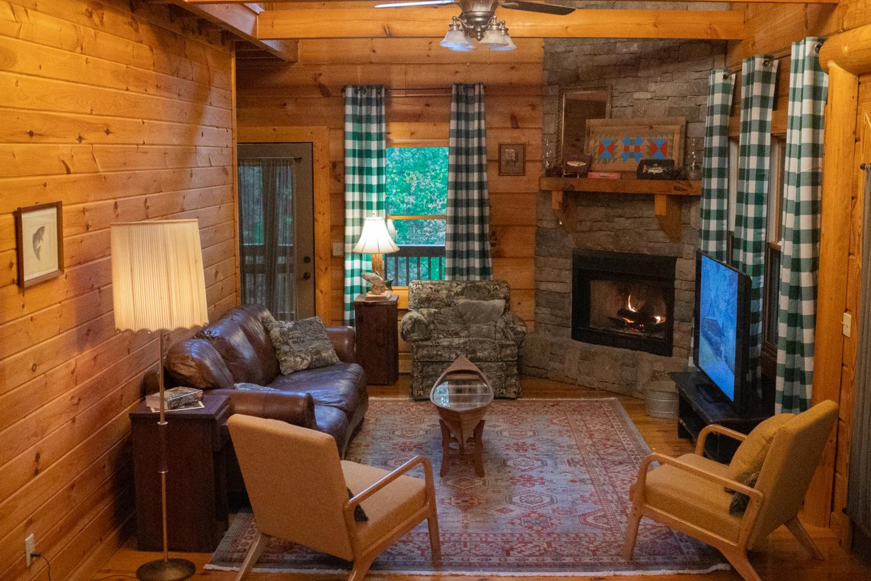 Troutmanor South