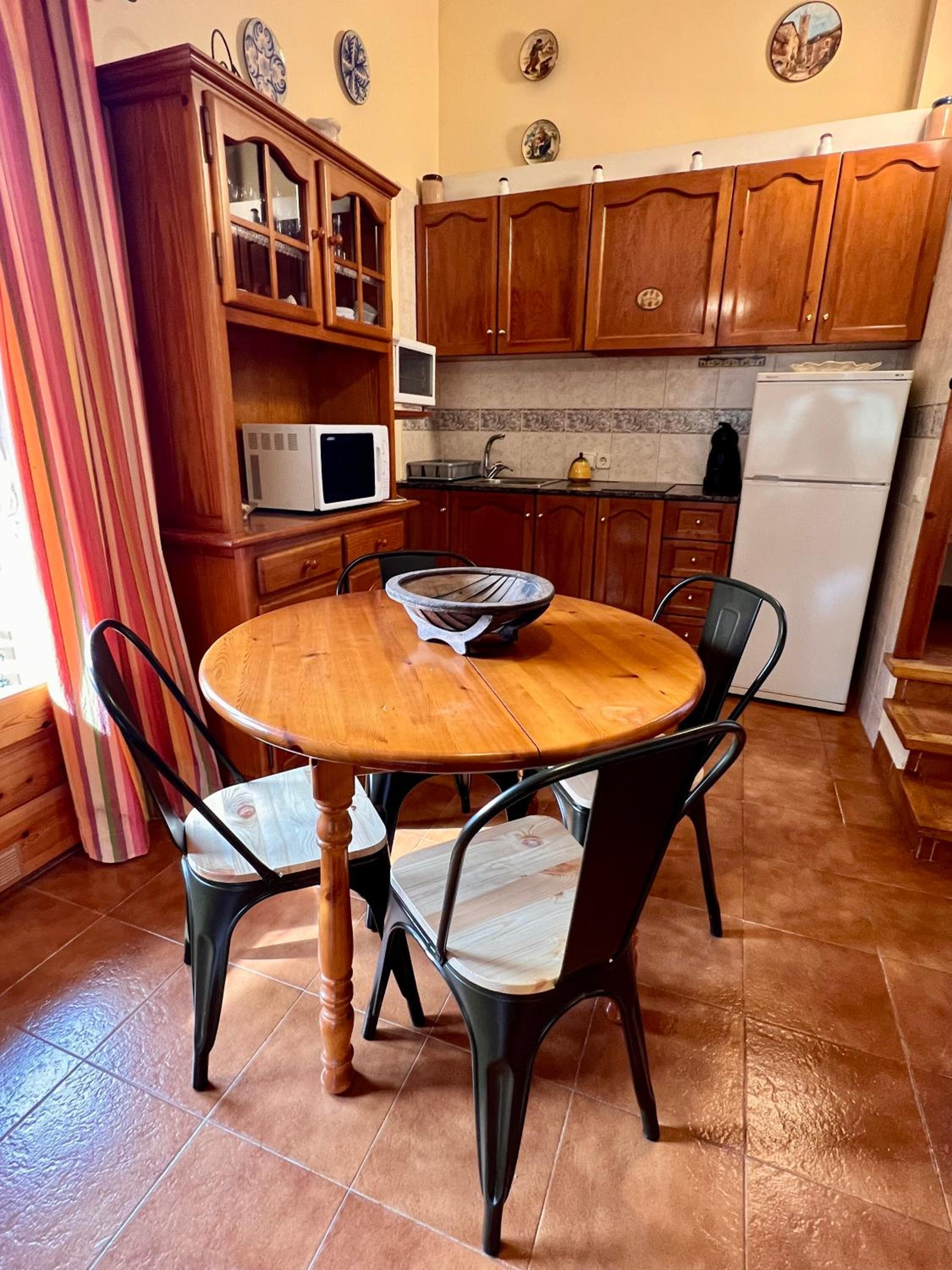 HABITATGE FAMILIAR DE CAN BOTA ESTUDI