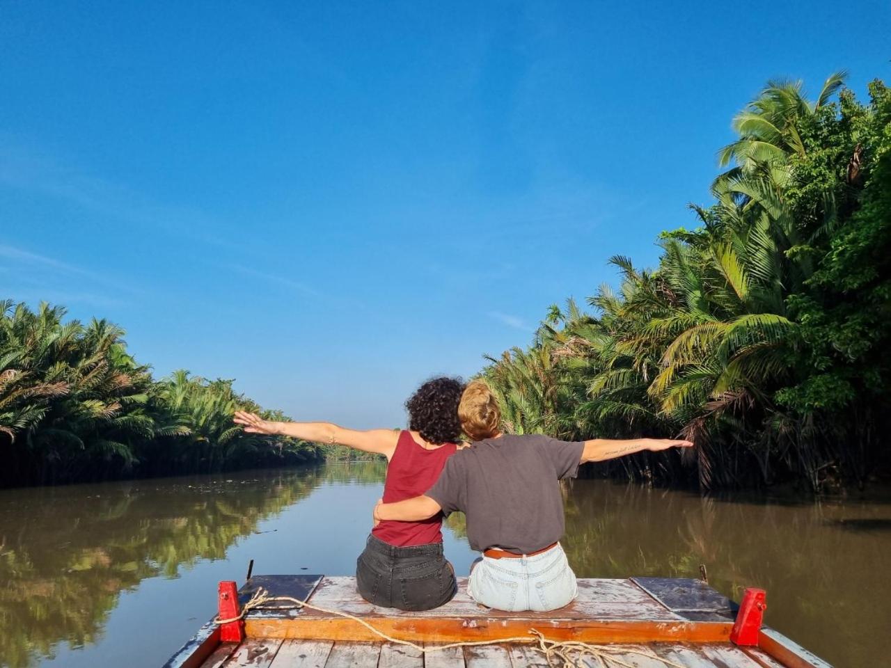 The Zen - InnerZen Mekong Riverside homestay Ben Tre 1 bed for 1-2 persons, 2 beds for 3-4 persons