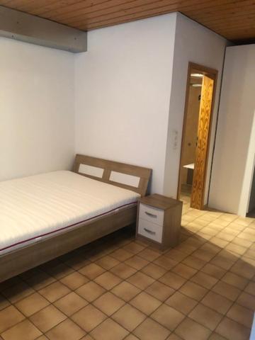 2 Zimmer Apartment 45 qm, möbliert