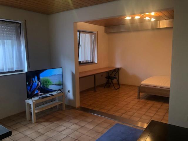 2 Zimmer Apartment 45 qm, möbliert