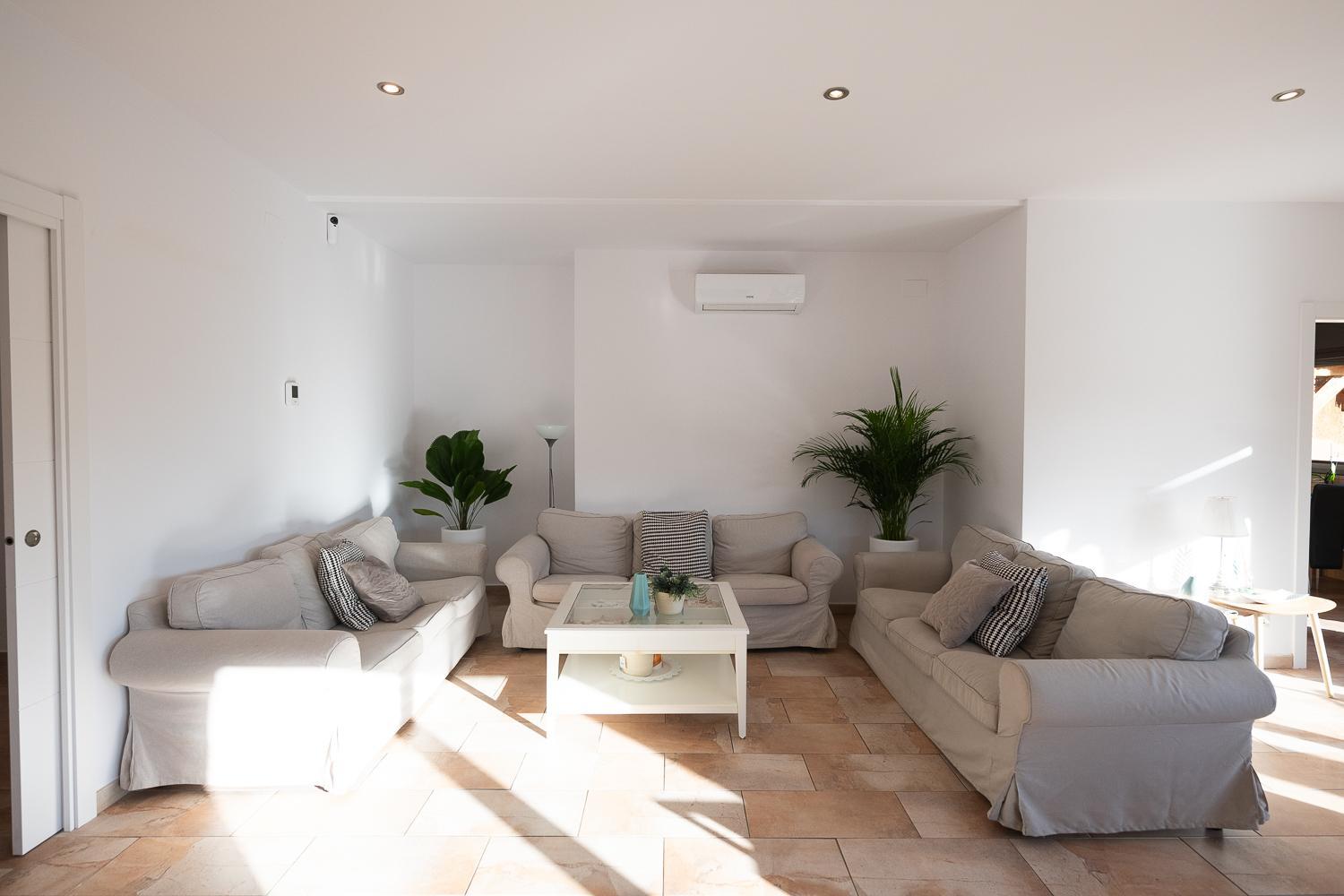 Fantastic house with jacuzzy ideal for families