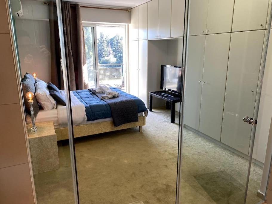 Luxury 4BR with 3 Bathrooms Apartment in Marousi