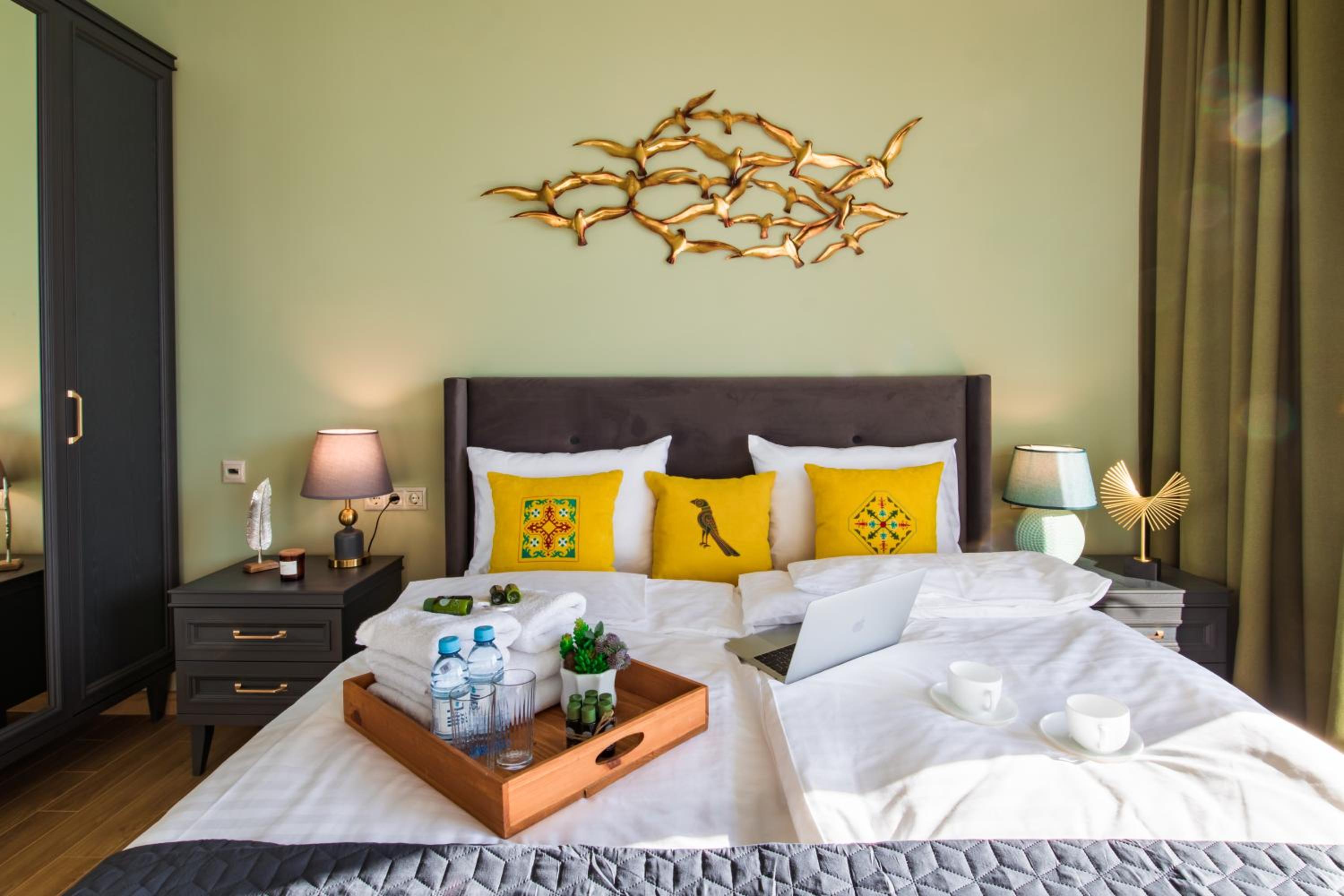 hotelise l Riverview Apartment