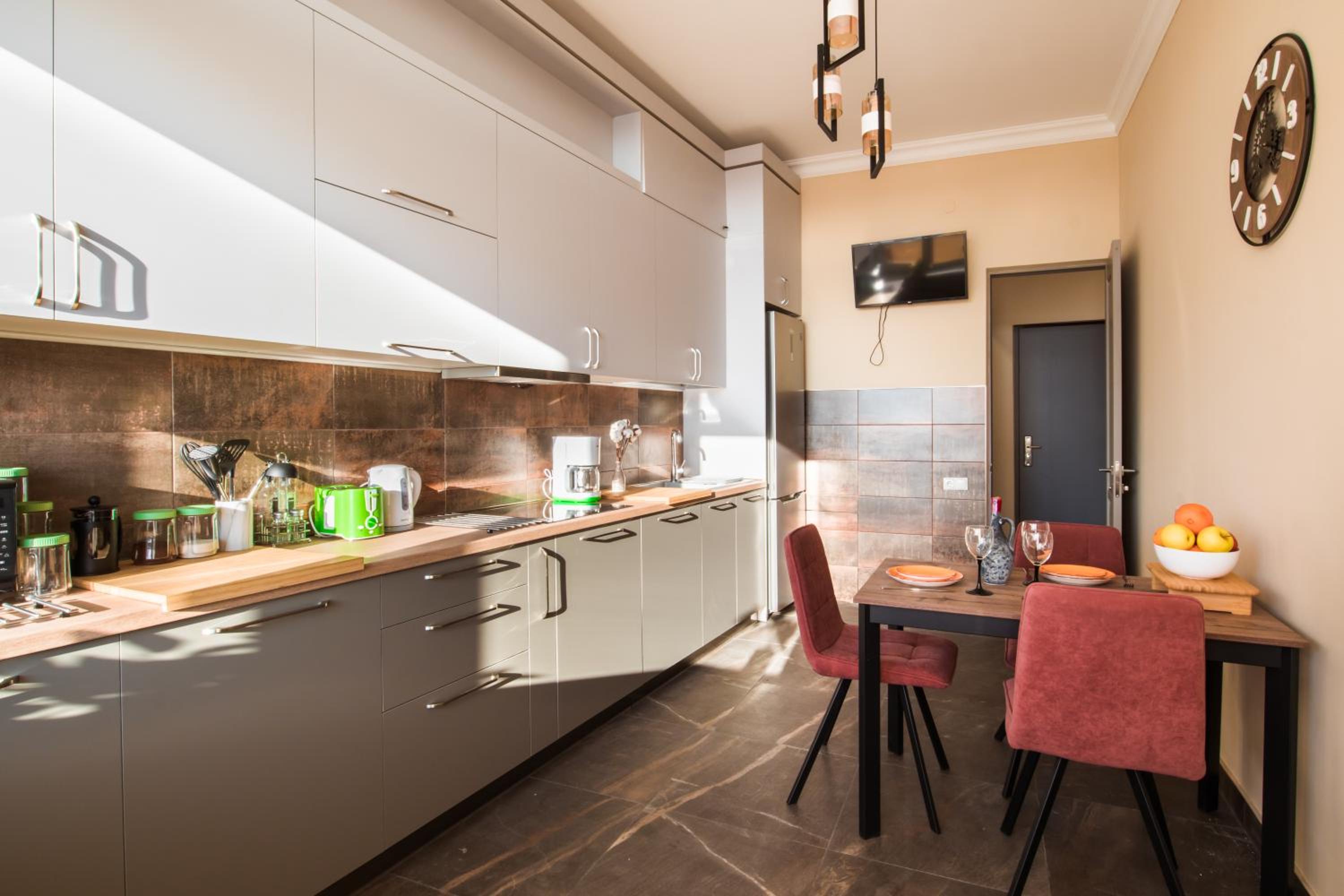 hotelise l Riverview Apartment