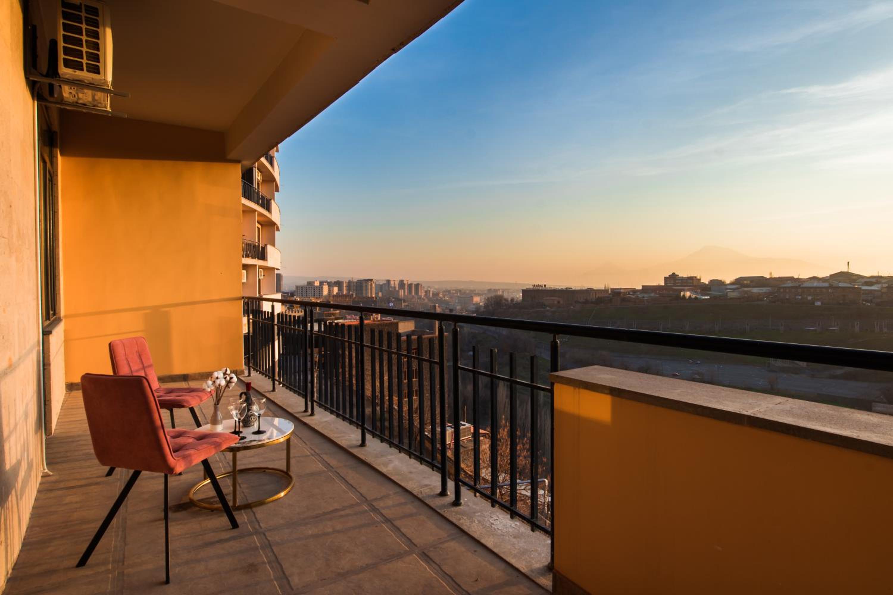 hotelise l Riverview Apartment