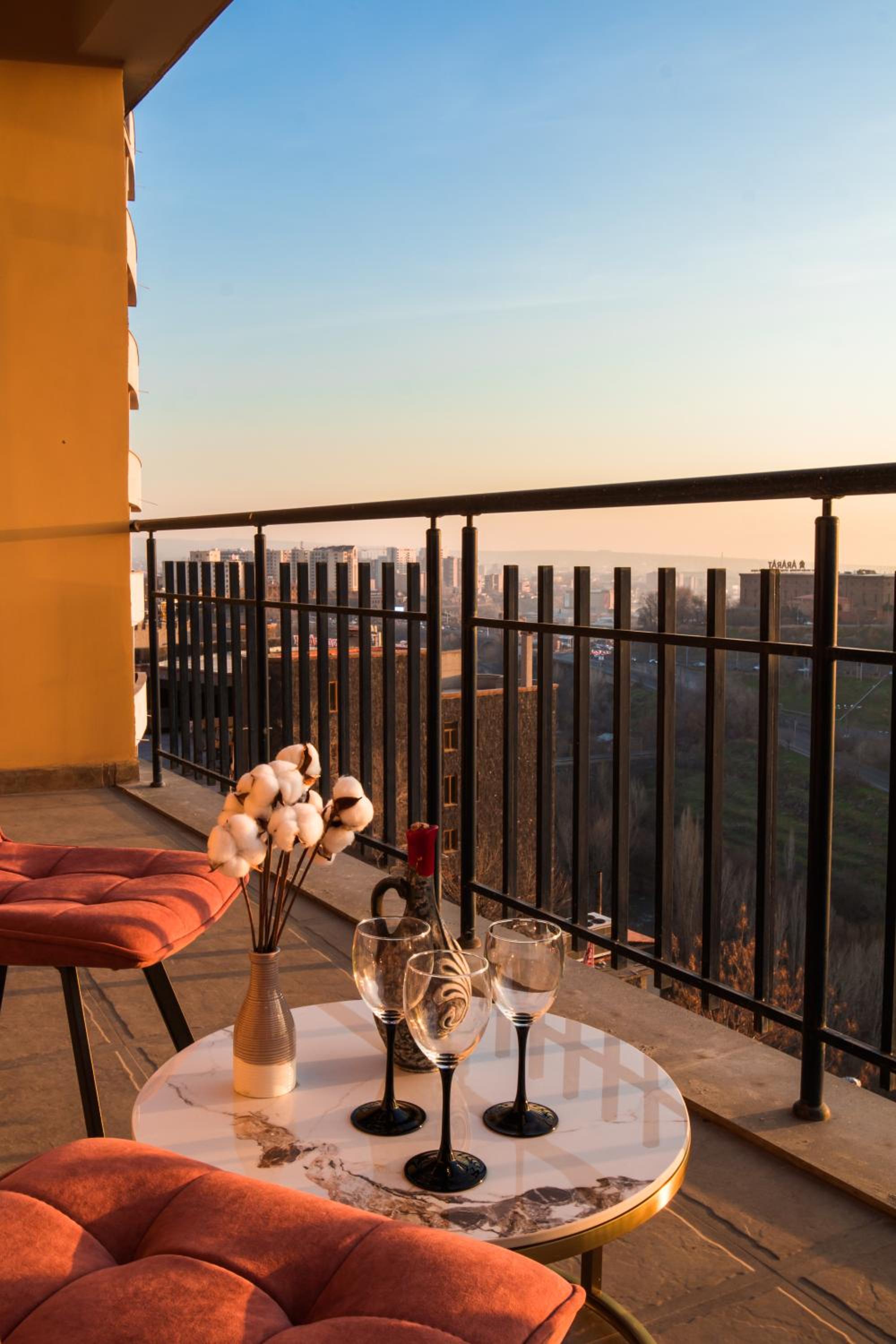 hotelise l Riverview Apartment