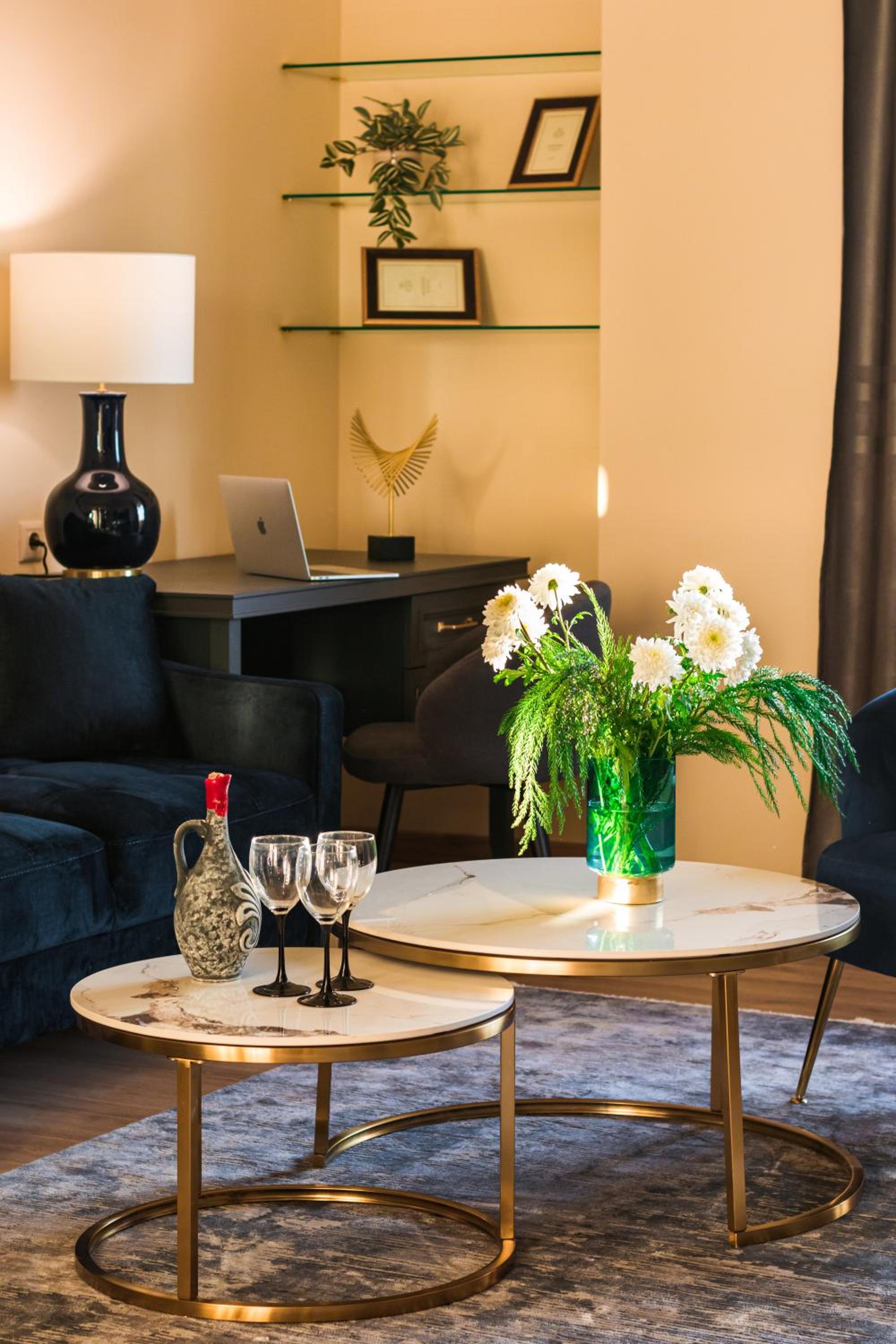 hotelise l Riverview Apartment