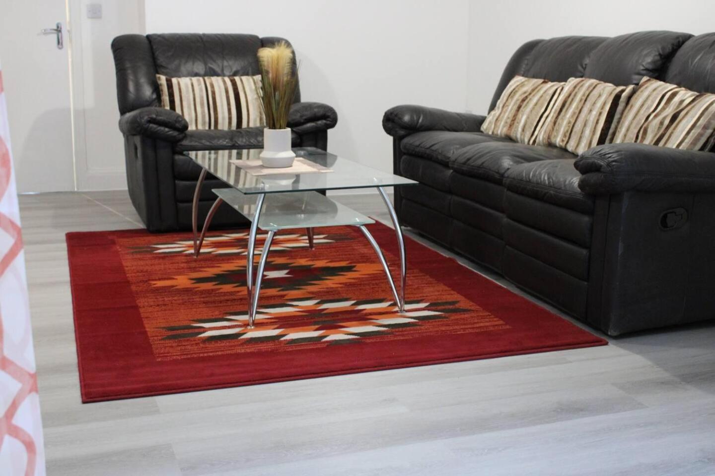 Apartment - Sleeps 4 - Garden - Parking view 4
