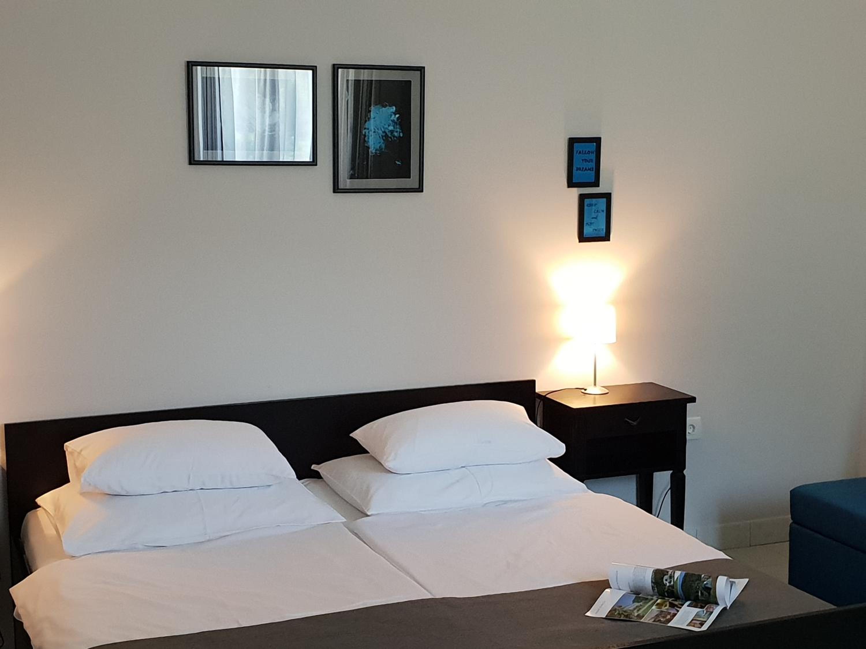 Apartments & rooms MIKLEUS