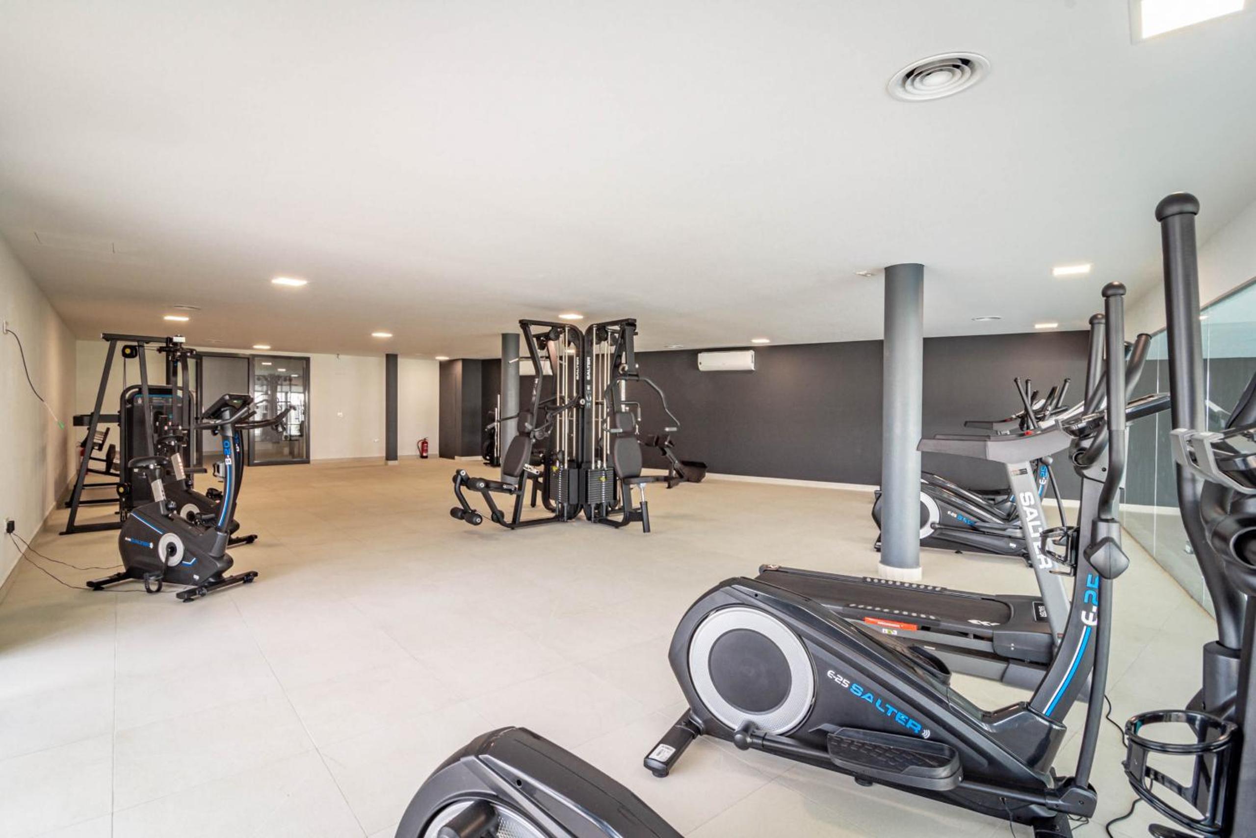 LME9. F2 - Top class flat in Estepona near beach view 5