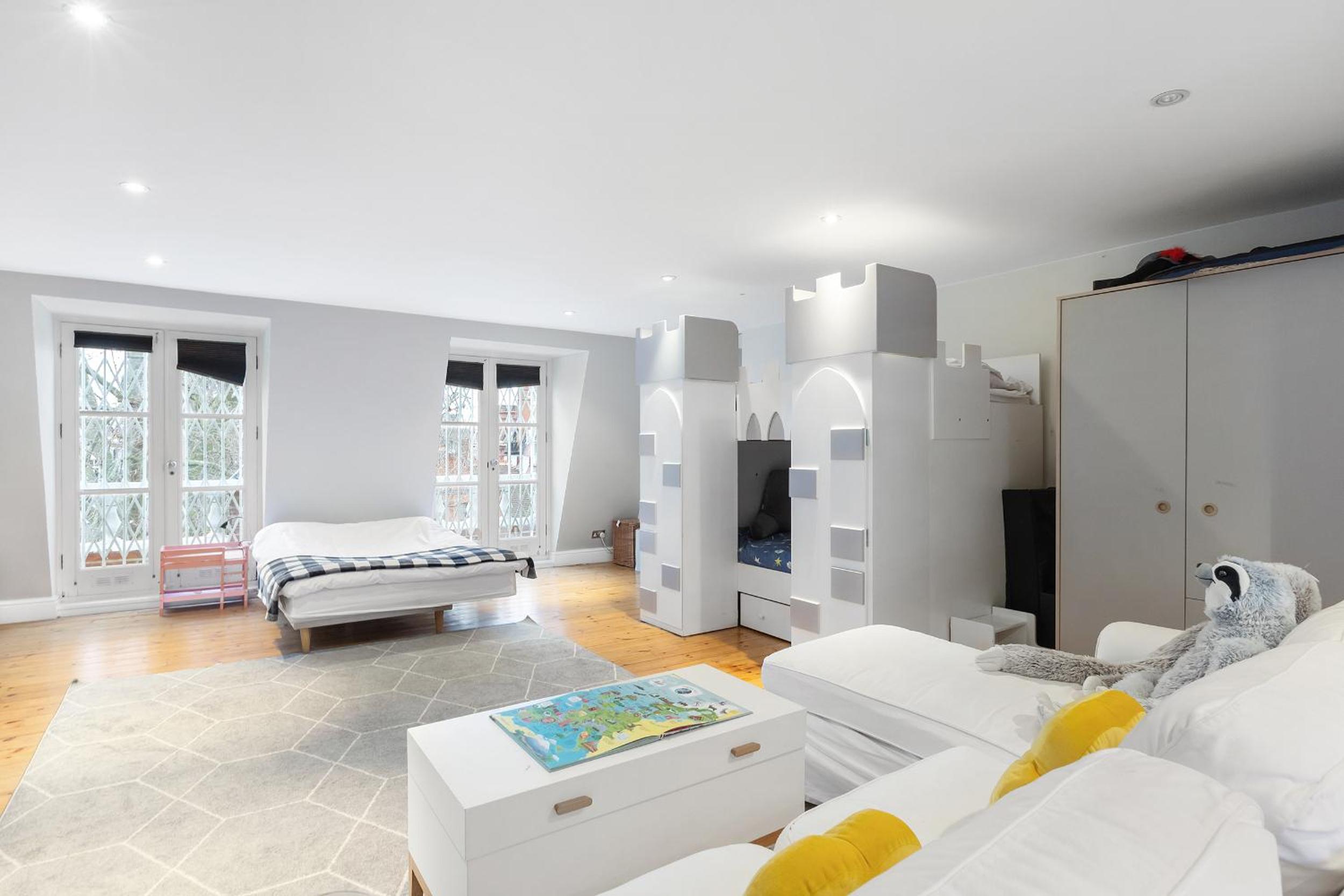 Luxurious Apartment in Kensington