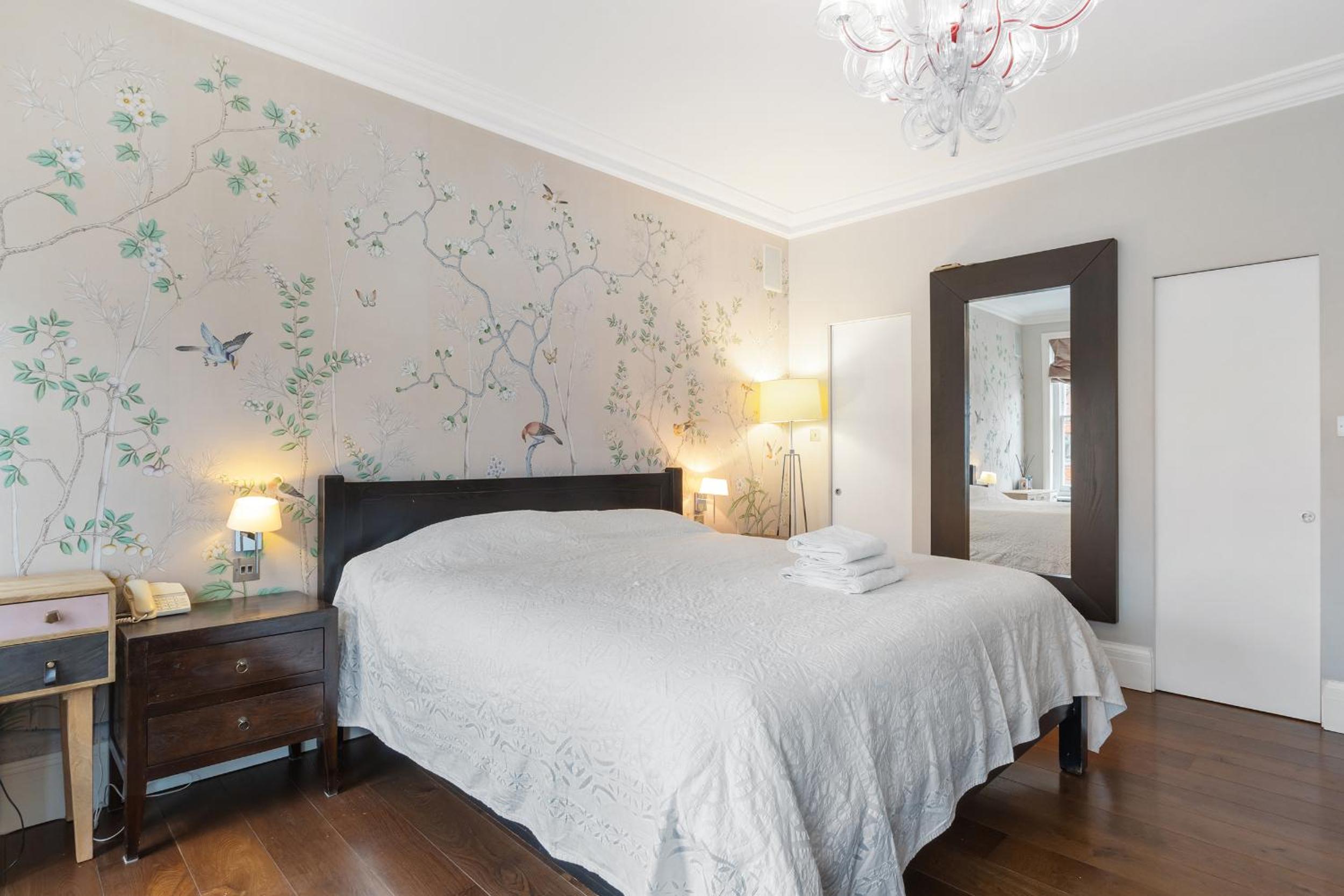 Luxurious Apartment in Kensington