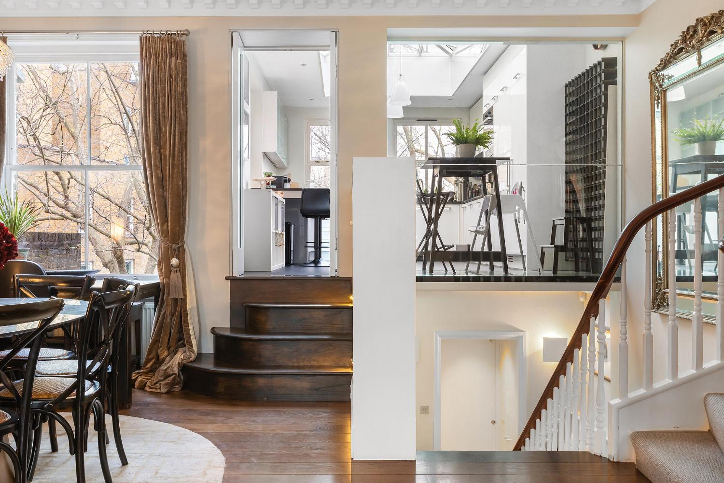 Luxurious Apartment in Kensington