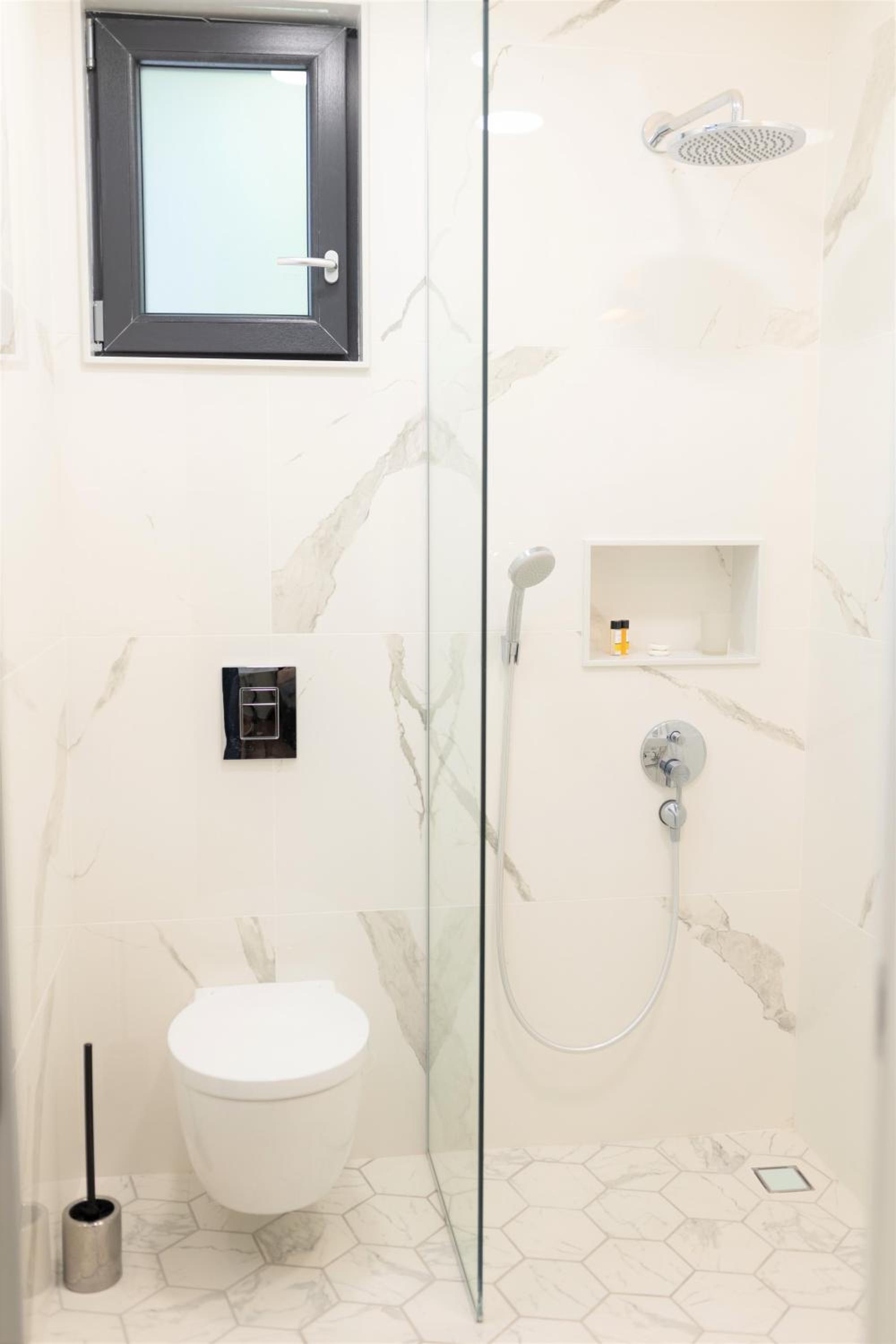 Luxury rooms 12-2