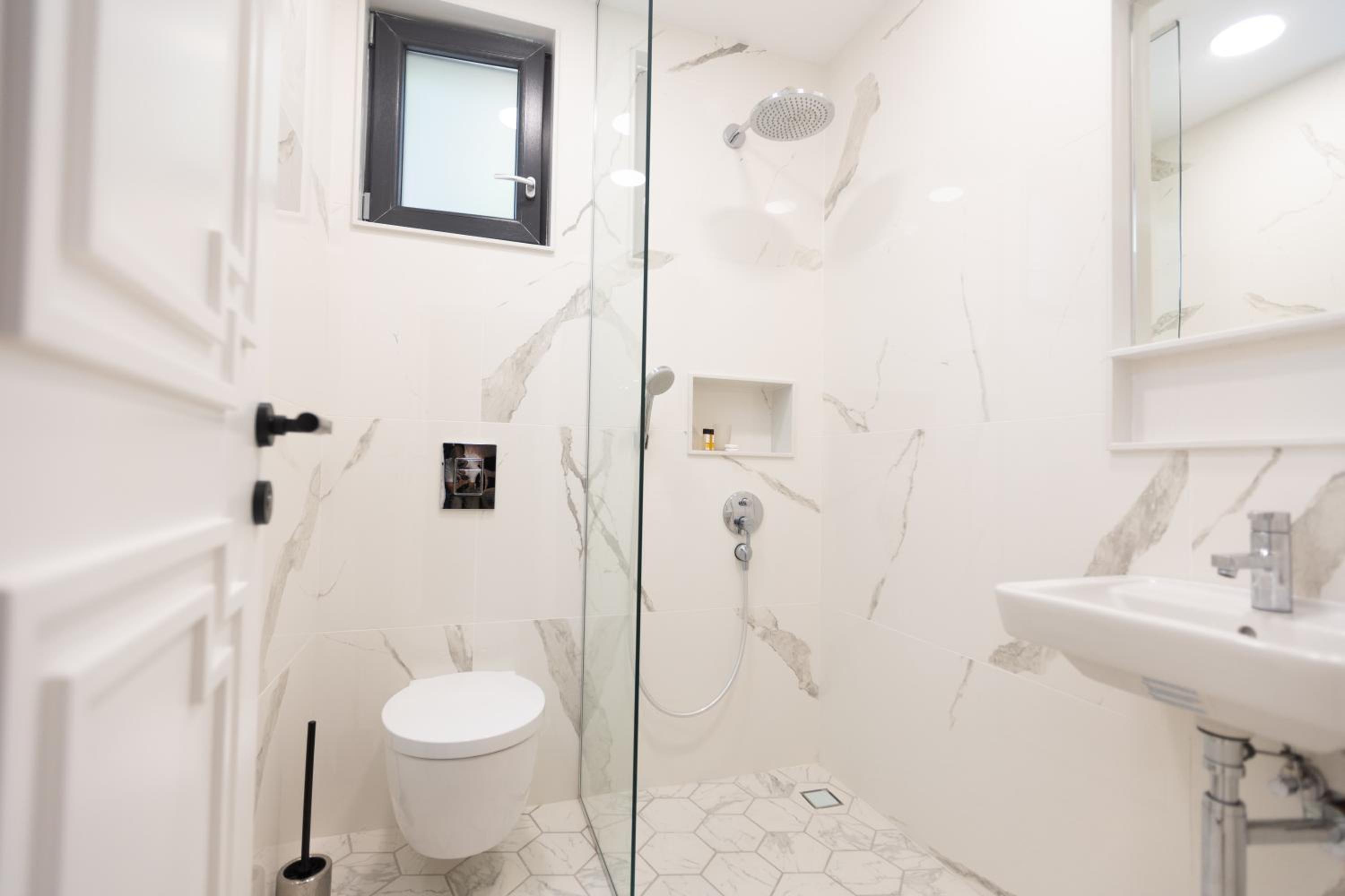 Luxury rooms 12-2