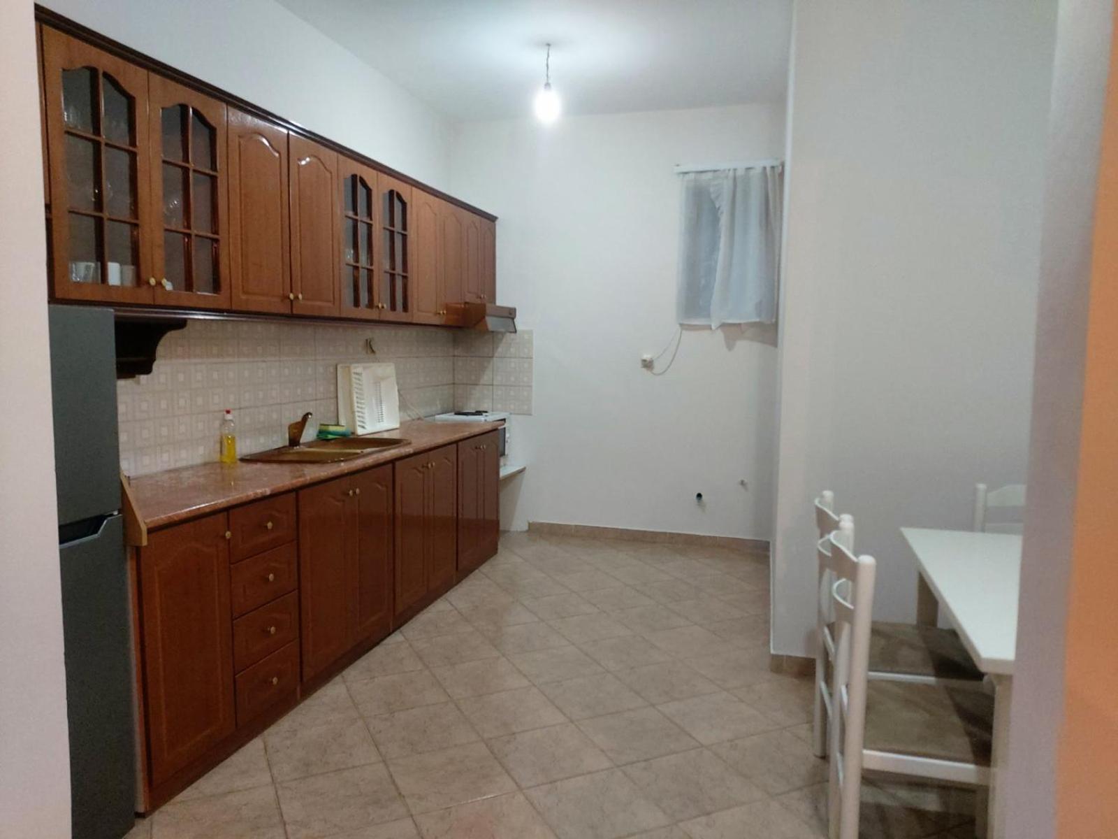 Thomas Apartments