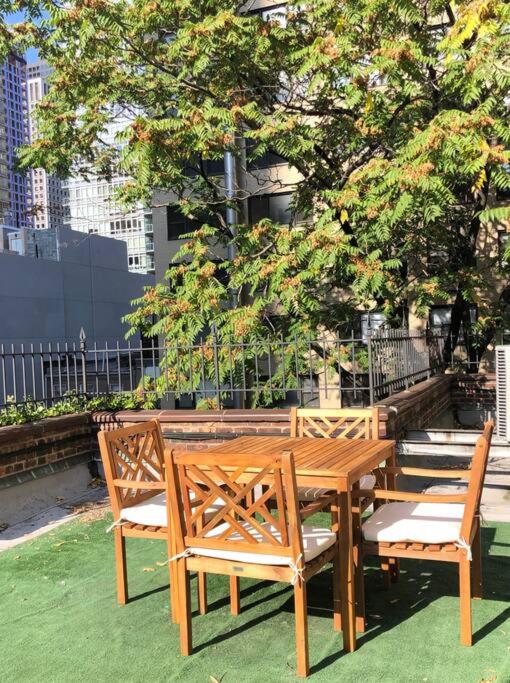 Private Penthouse w Roof Oasis