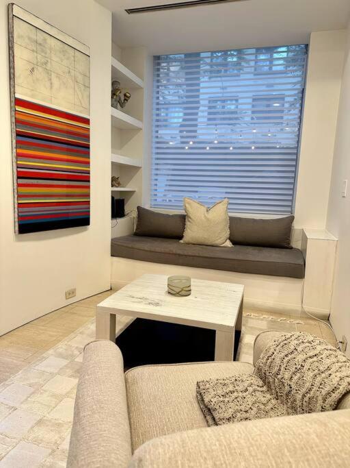 Private Beautiful Townhome w Zen Garden