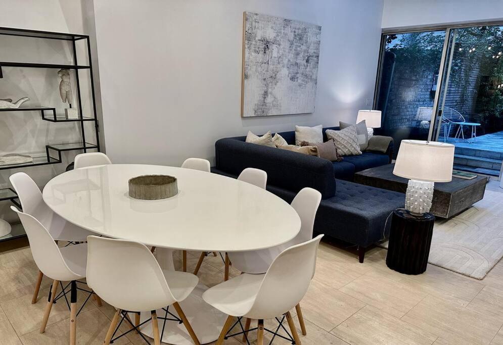 Private Beautiful Townhome w Zen Garden
