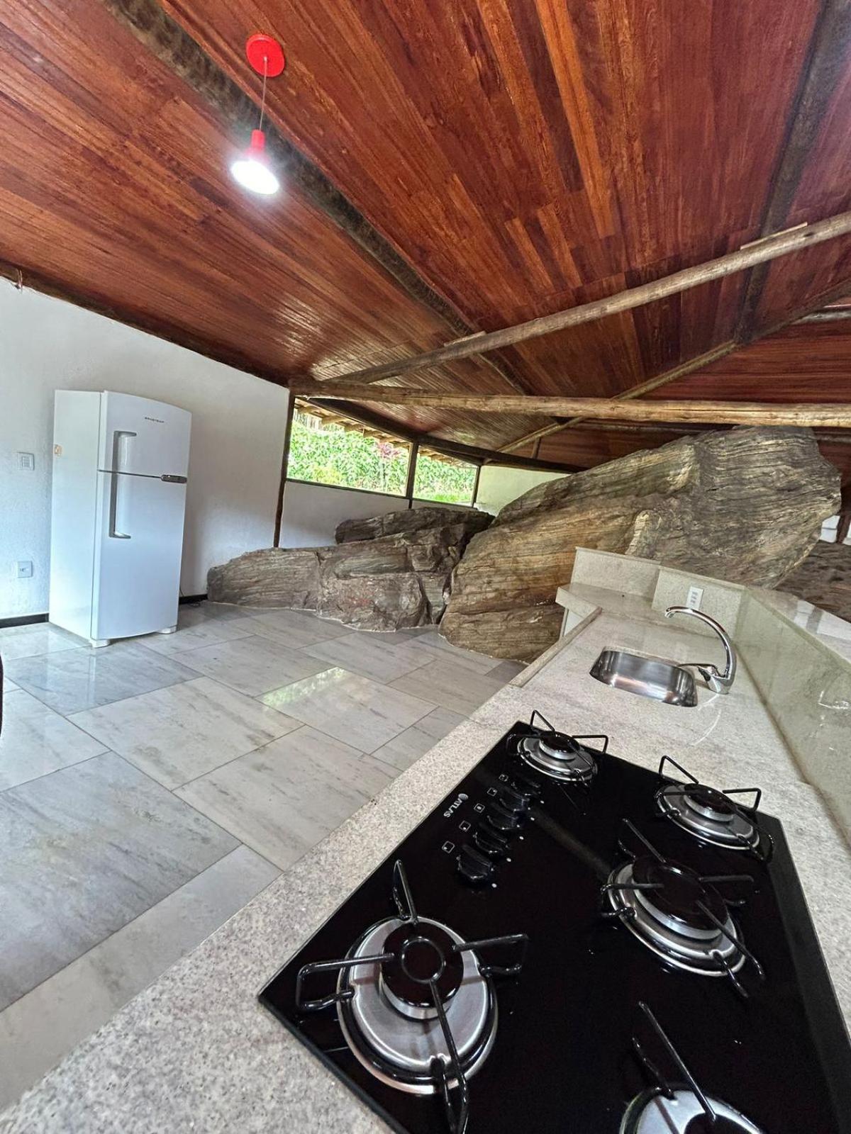 Luxuosa Casa Pedras
