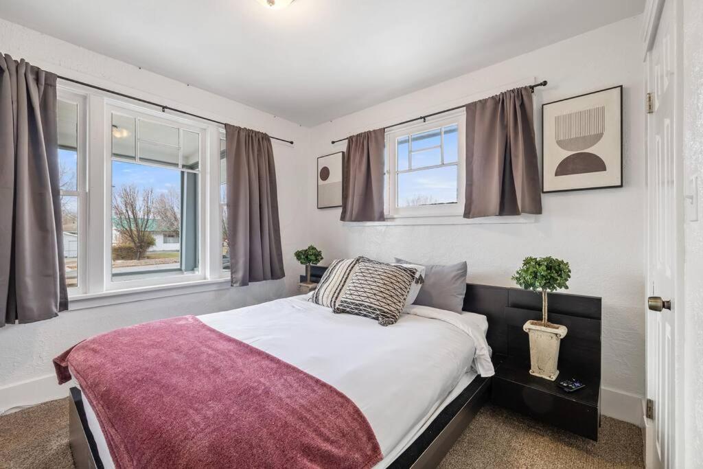 Not open to rent anymore no vacany view 3