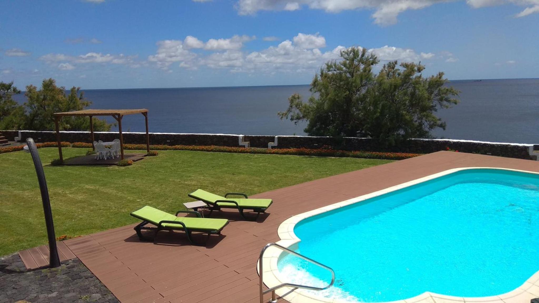 ALLuar Lodge