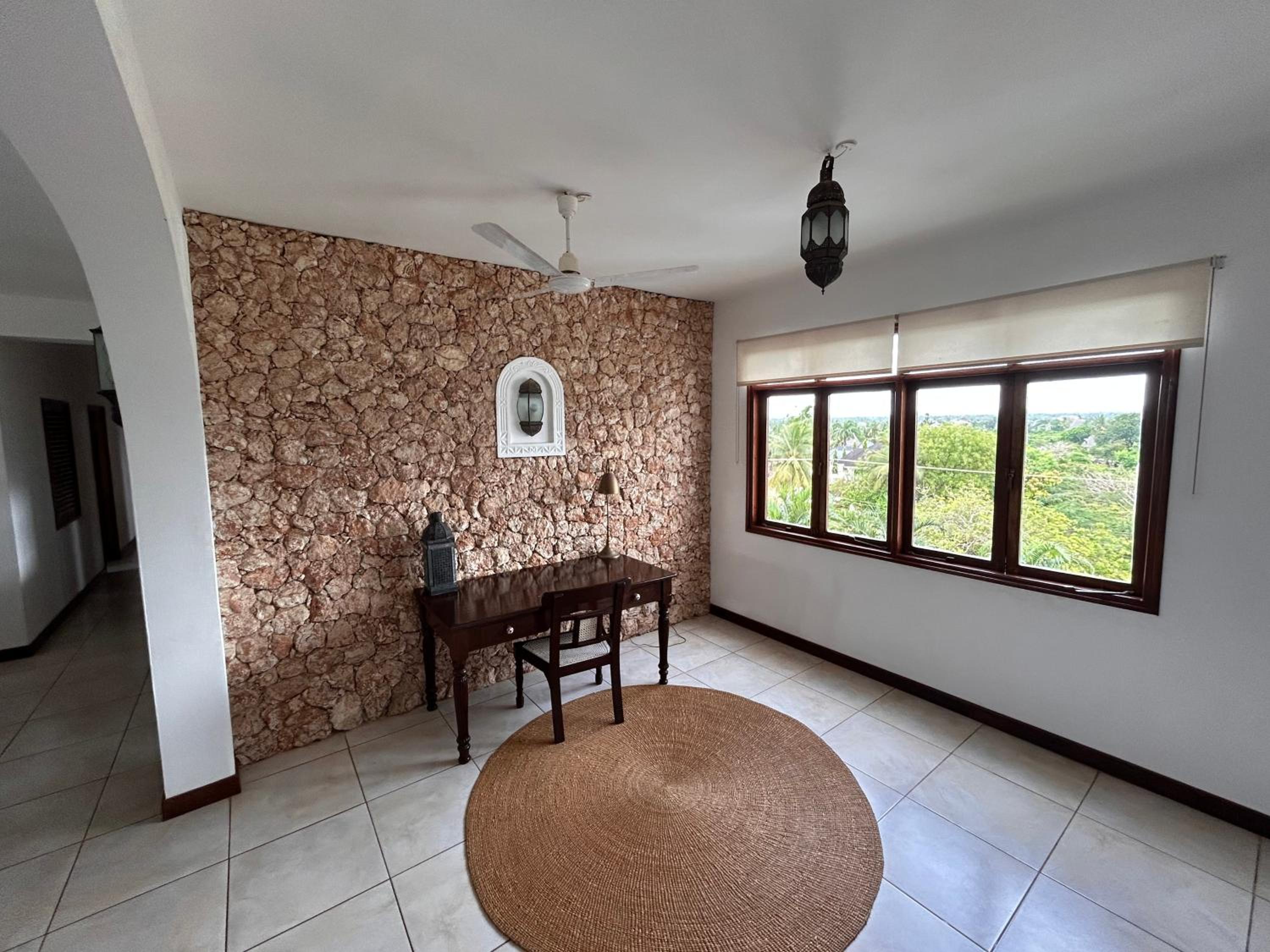 Beach Front Spacious Apartment with Oceanview -- Lantana Galu Beach Apartment