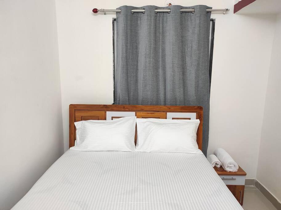 2BHK AC Service Apartment 403 - Manjari view 4