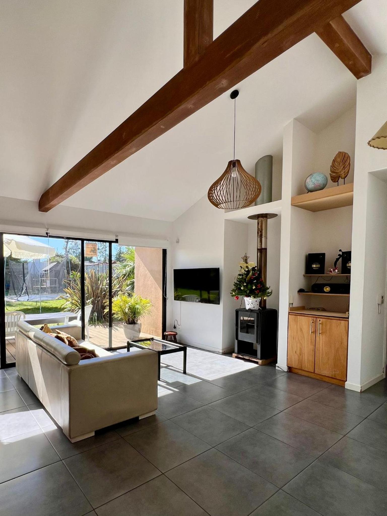 Casa ideal para vacaciones en familia view 2