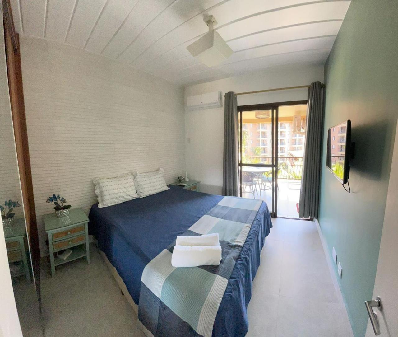Angra dos Reis - Apartamentos com Vista para o mar OU para piscina Condomínio Porto Bali