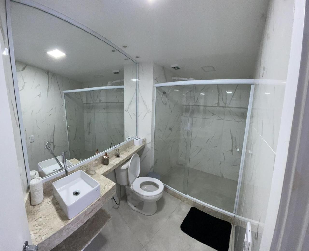 Angra dos Reis - Apartamentos com Vista para o mar OU para piscina Condomínio Porto Bali