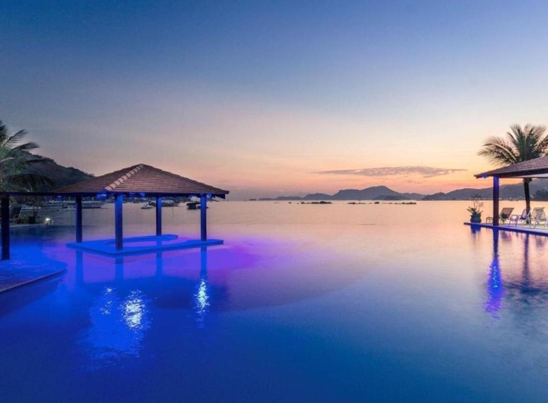 Angra dos Reis - Apartamentos com Vista para o mar OU para piscina Condomínio Porto Bali