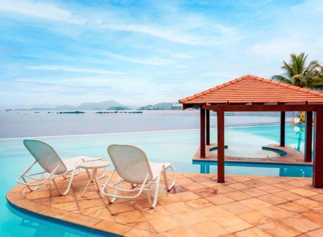 Angra dos Reis - Apartamentos com Vista para o mar OU para piscina Condomínio Porto Bali