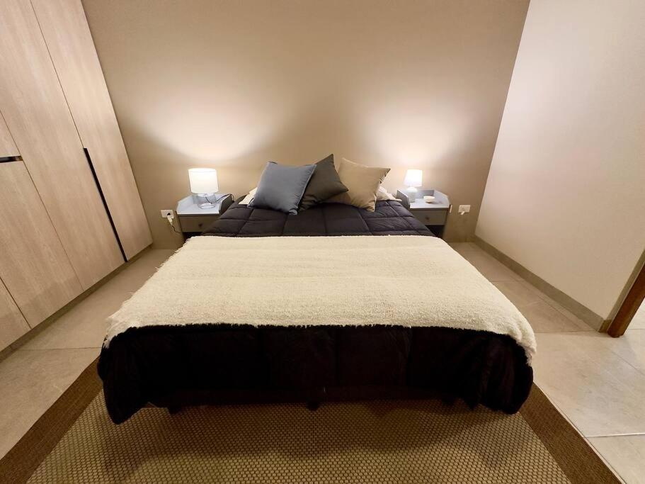 Casa Biznaga by Cosmos Homes view 5